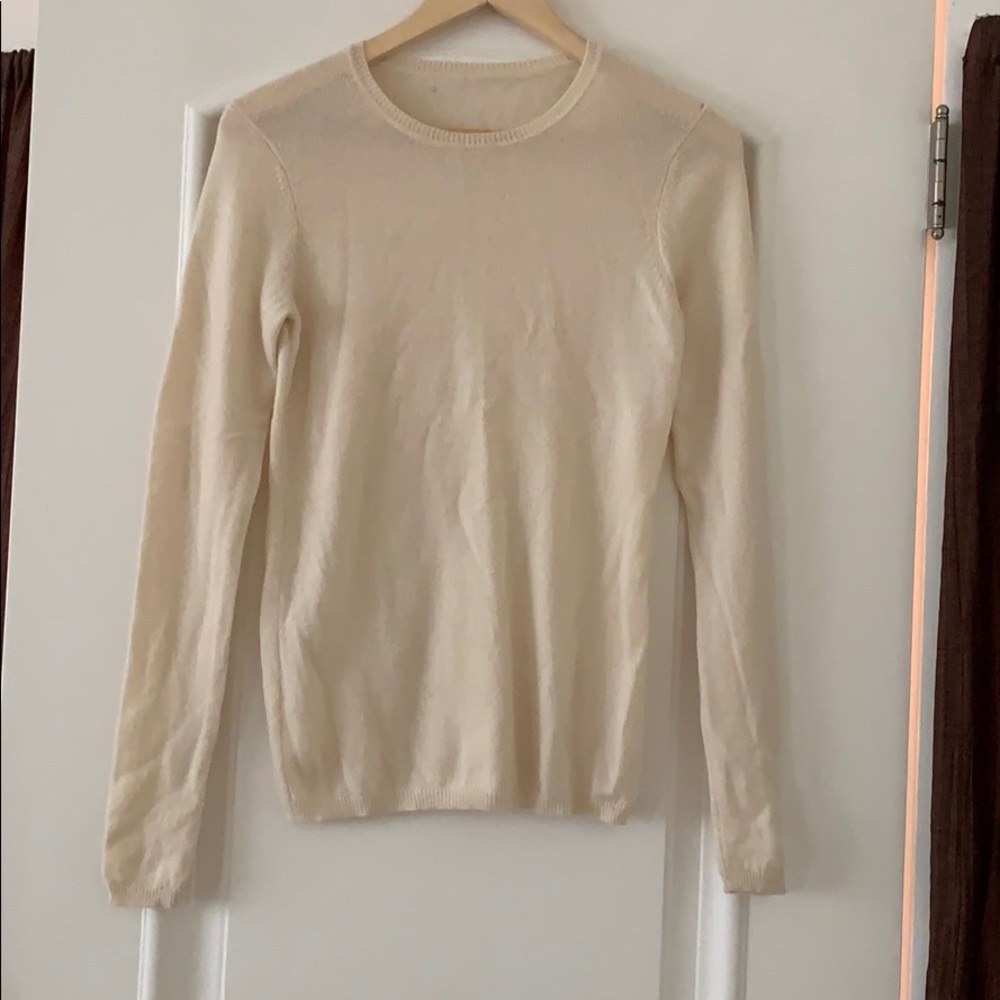 100% Cashmere Ivory sweater- Size S